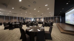 Banquet hall - Brown Suites Jeju Hotel Resort (Seogwipo)