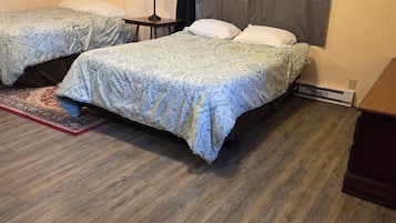 Comfort Double Room Single Use | Blackout curtains, free WiFi, bed sheets