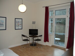 Desk, free WiFi, bed sheets