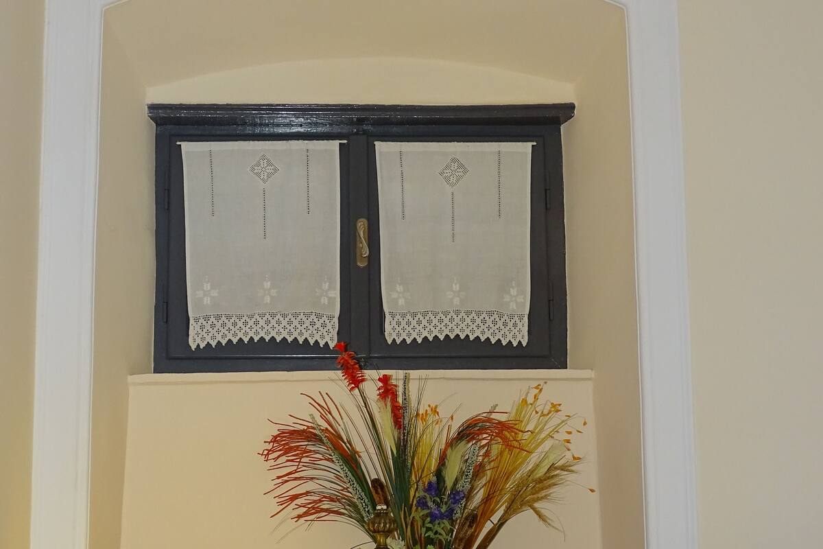 junior suite (aphrodete) | 1 bedroom, in-room safe, laptop workspace, free wifi