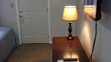 Room, 2 Double Beds | Free WiFi, bed sheets