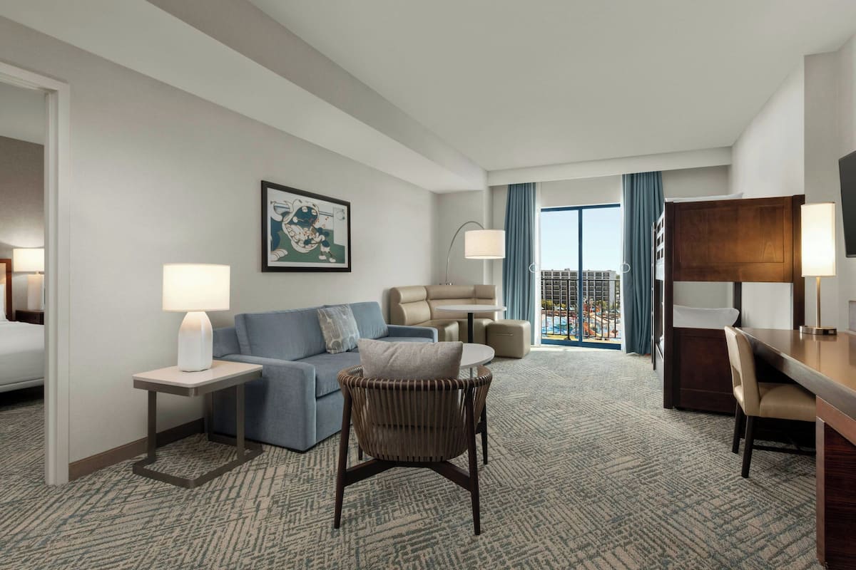 Suite, 1 Bedroom, Balcony, Park View