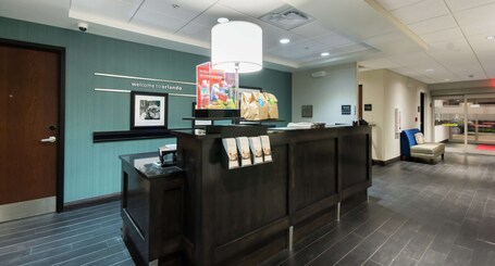Hampton Inn Suites Orlando At SeaWorld - Image 15