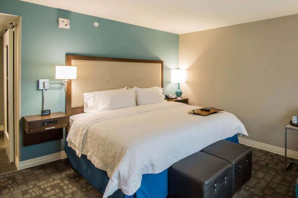 In-room safe, iron/ironing board, free WiFi, bed sheets