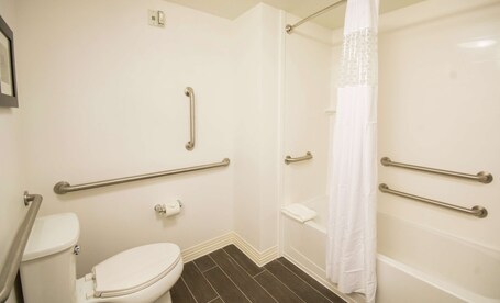 Hampton Inn Suites Orlando At SeaWorld - Image 22