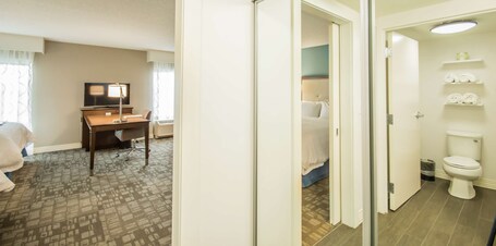 Hampton Inn Suites Orlando At SeaWorld - Image 38