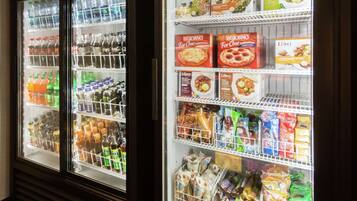 Snack bar