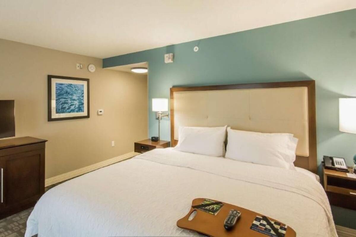 In-room safe, iron/ironing board, free WiFi, bed sheets