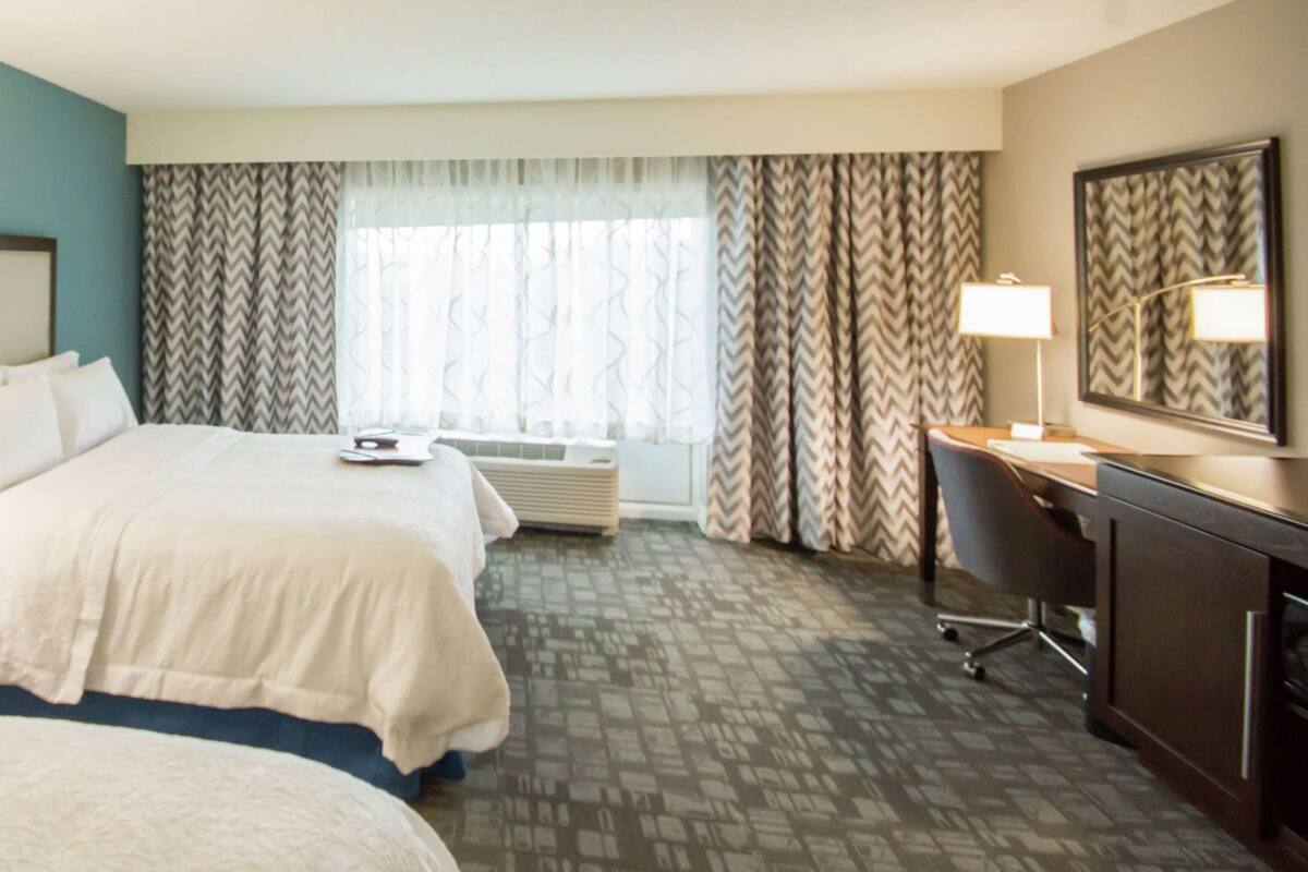 In-room safe, iron/ironing board, free WiFi, bed sheets