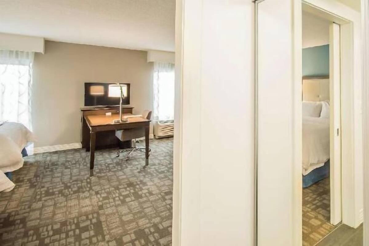 In-room safe, iron/ironing board, free WiFi, bed sheets