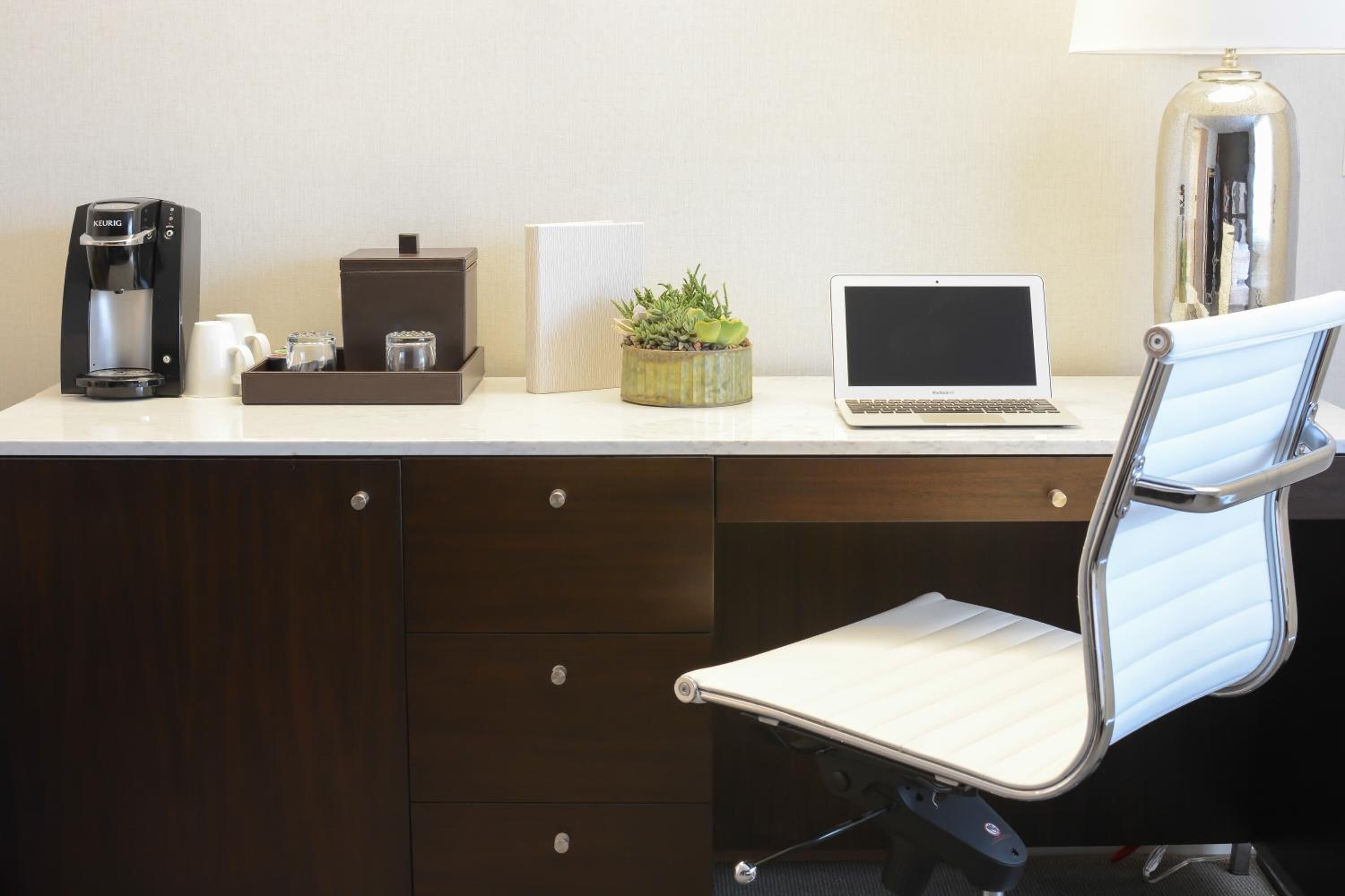 premium bedding, in-room safe, desk, soundproofing