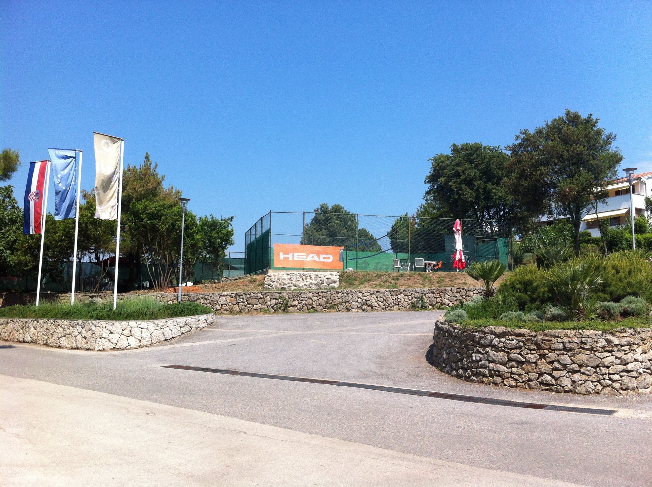 Entrada al alojamiento