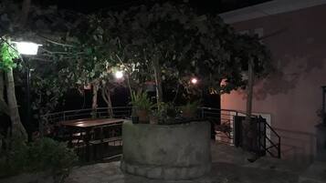 Camera doppia, balcone | Terrazza/patio