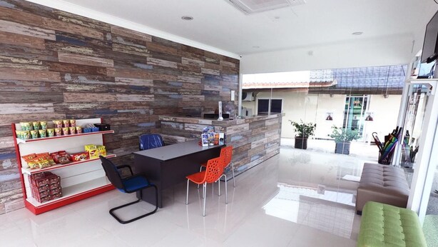 Unclassified image, 1 of 4, button - Dhania Motel (Langkawi)