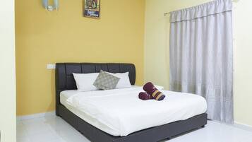 Standard Double Room | Desk, free WiFi, bed sheets