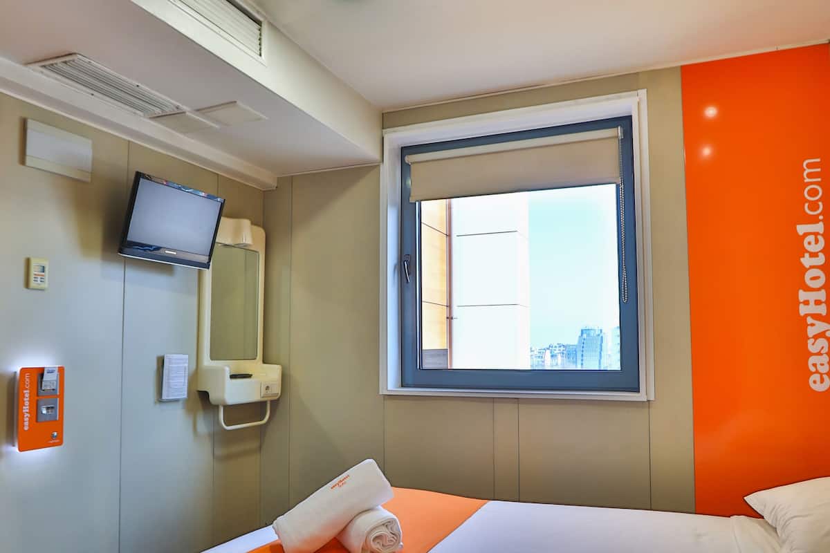 標準客房 (Free TV) | 熨斗/熨衫板、免費 Wi-Fi、床單