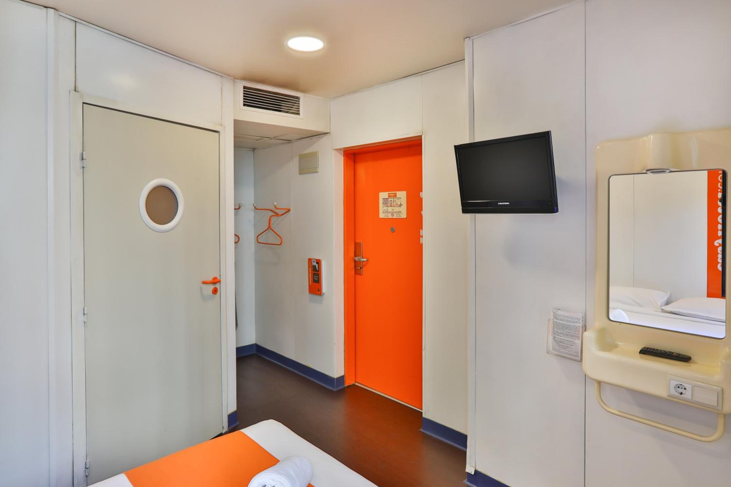 Photo - easyHotel Sofia