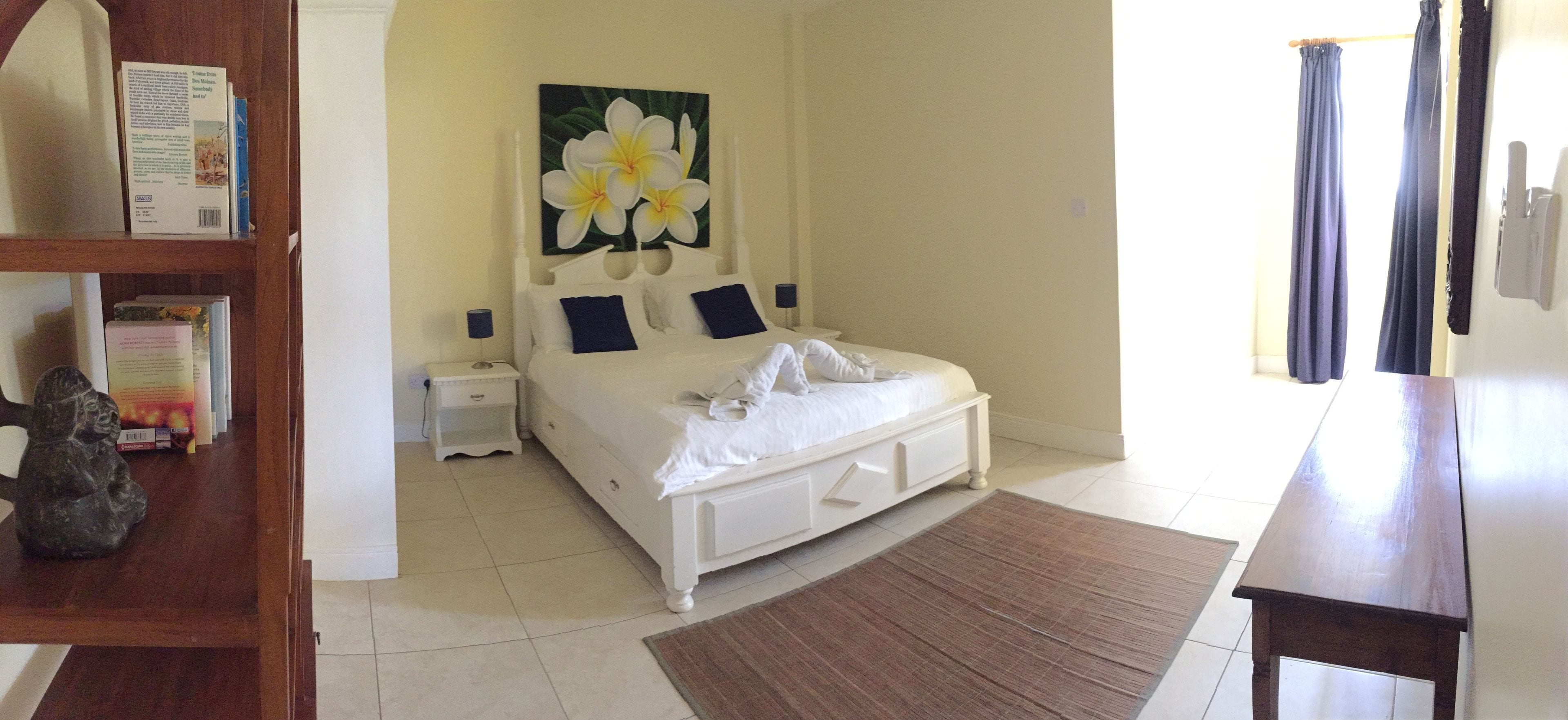 Apartment, 2 Bedrooms, Ocean View | In-room safe, individually decorated, individually furnished, desk