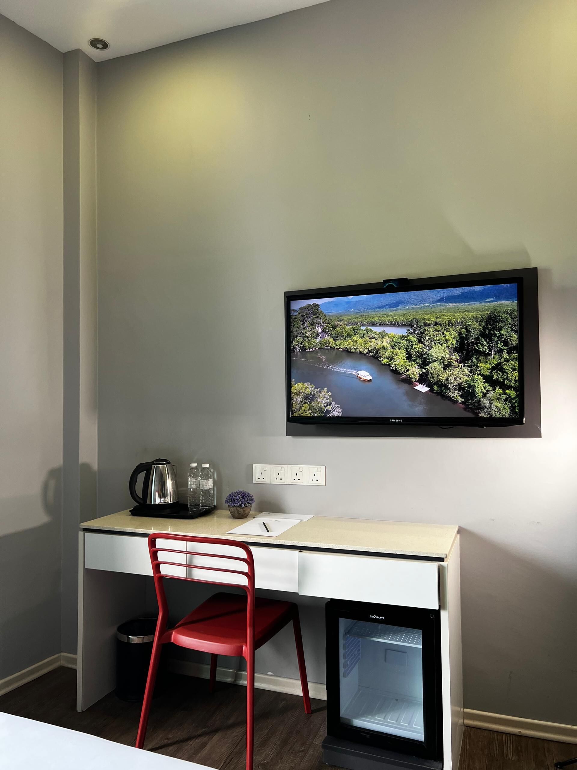 Room amenity