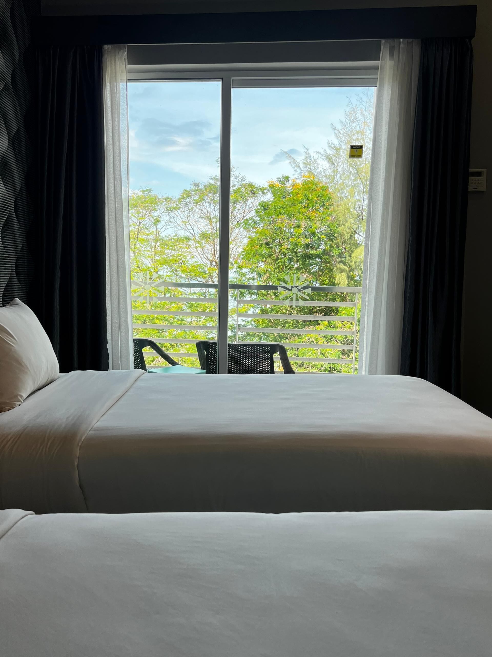 minibar, in-room safe, individually furnished, desk