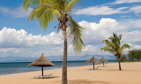 Snorkeling, water skiing, beach volleyball, sailing