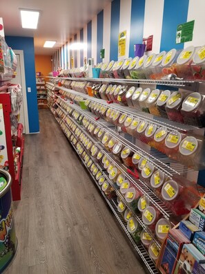 Lobby - Middlebury Sweets Motel (Middlebury)