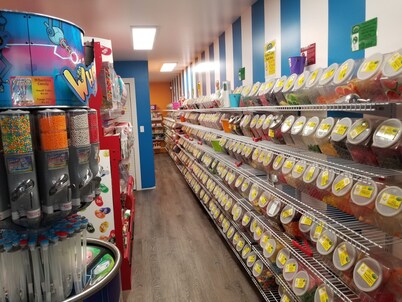 Middlebury Sweets Motel