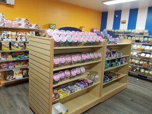 Lobby - Middlebury Sweets Motel (Middlebury)