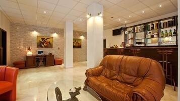 Lounge dans le hall