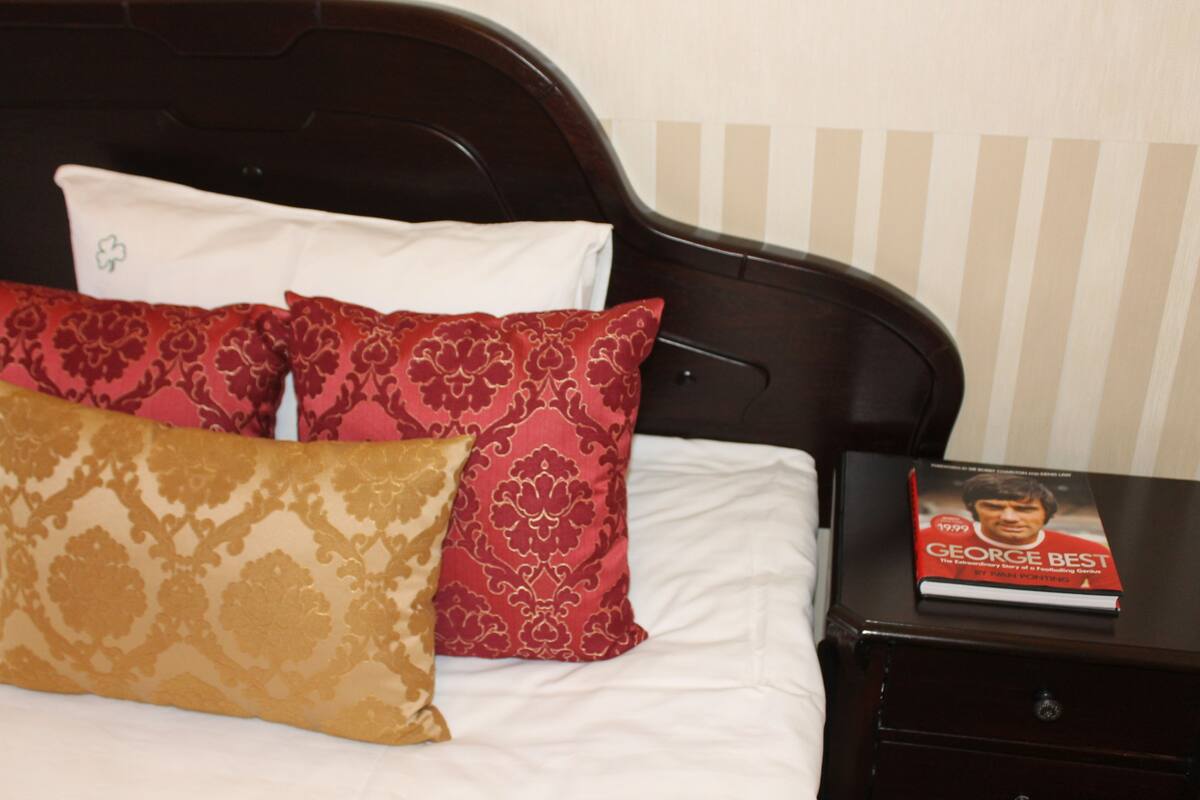 Kamar Double | Minibar dan didekorasi berbeda-beda
