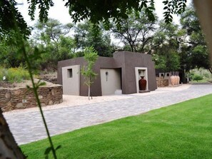 Property grounds - Sun Karros Daan Viljoen (Windhoek)