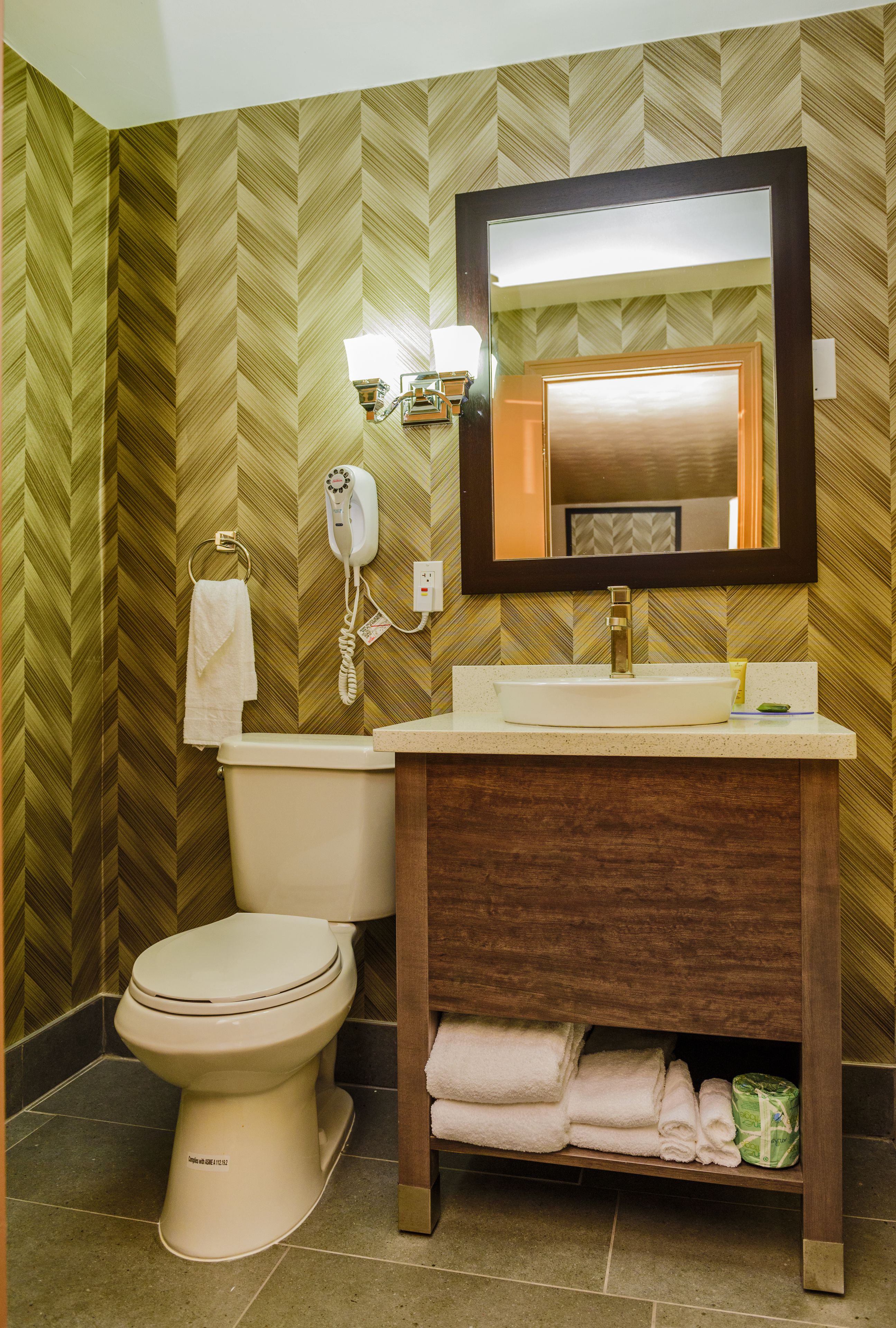 Foto - Aarya Hotel By Niagara Fashion Outlets