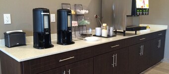 Meridian Inn & Suites Lloydminster