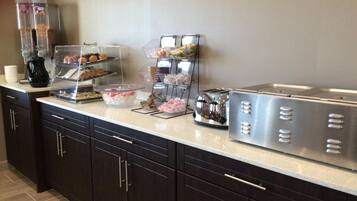 Desayuno continental incluido todos los días