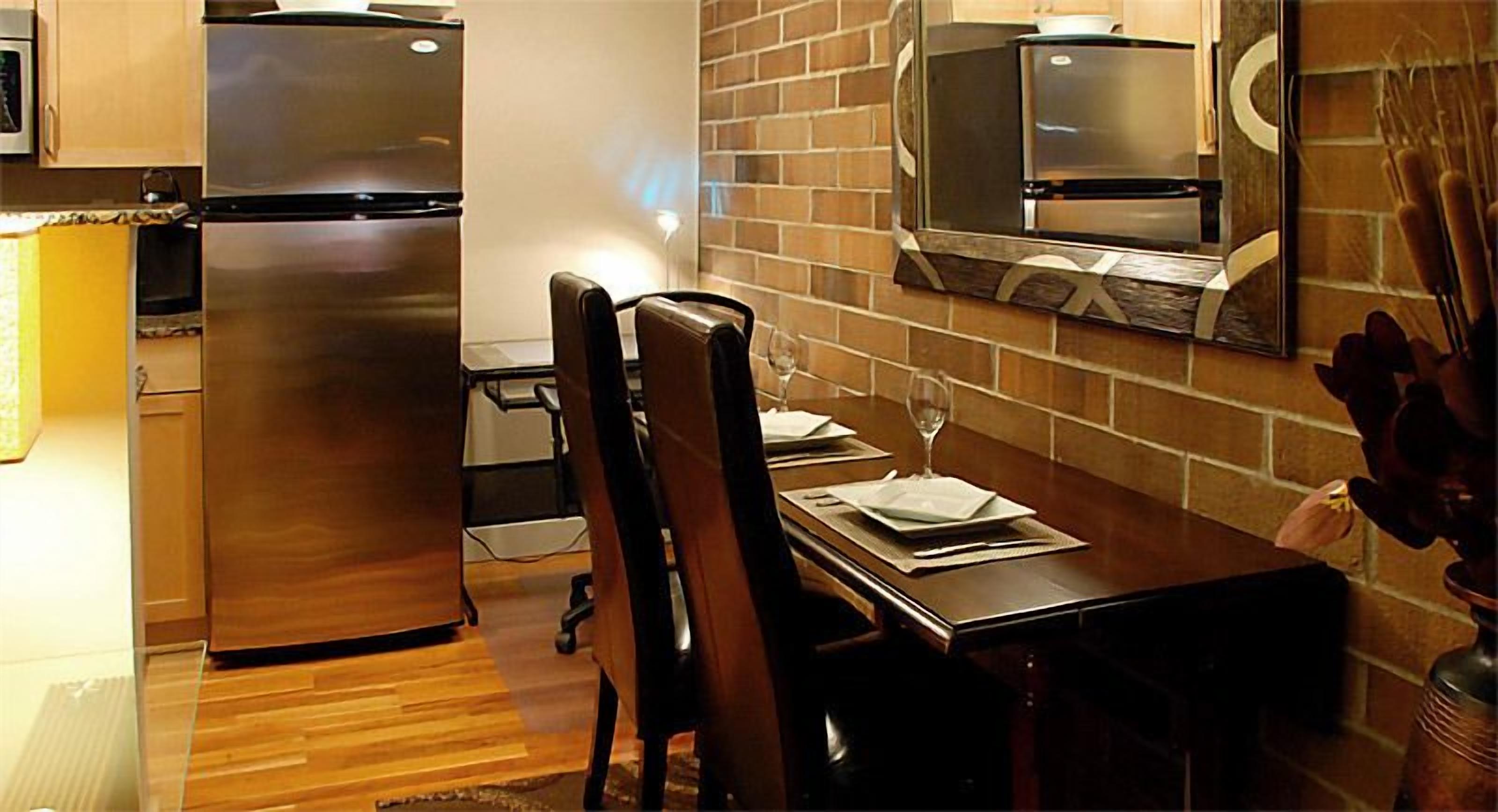Condo, 1 Bedroom (Uptown 1BSS) | Private kitchen