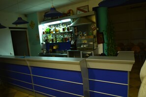 Bar (on property) - Bayfront Hotel (Fort-de-France)