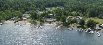 Hill View Motel and Cottages