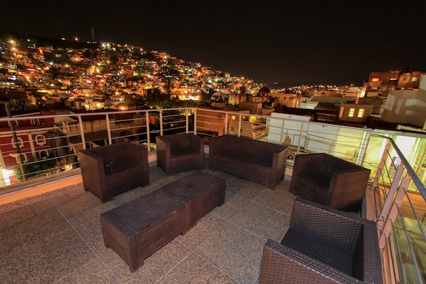 Sun deck
