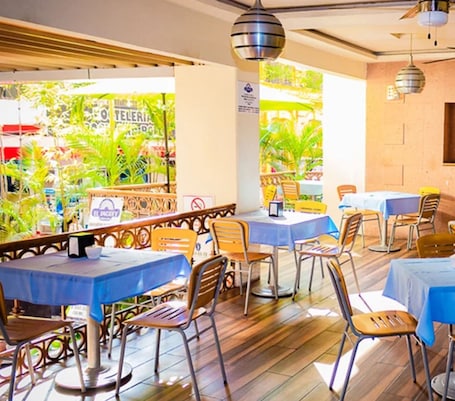Terrasse/Patio. Hotel Miraflores Excellent City