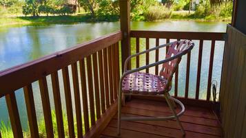 Traditional Bungalow, 1 Bedroom, Lake View, Lakeside | Balcony