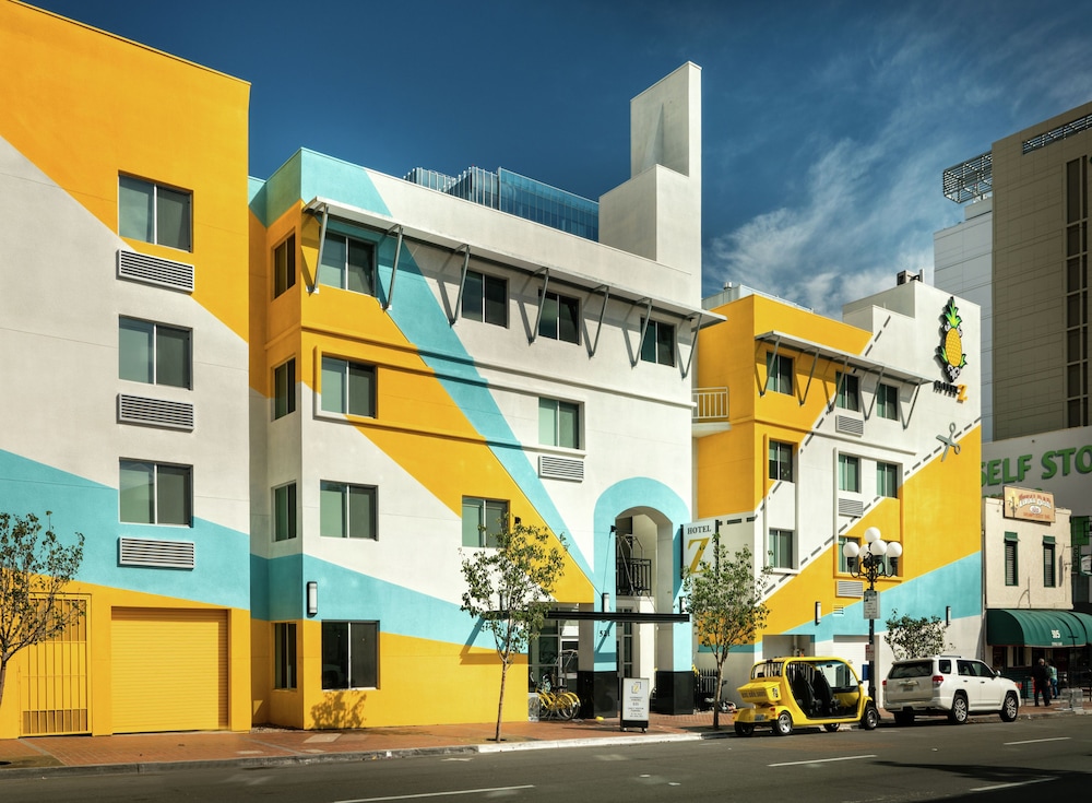 Hotel Z - A Staypineapple Hotel by null