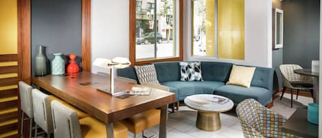 Zona de estar del vestíbulo