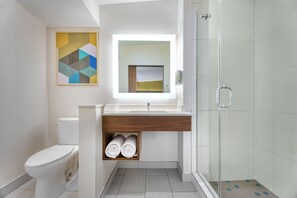 Designer toiletries, hair dryer, bathrobes, towels - Hotel Z (San Diego)