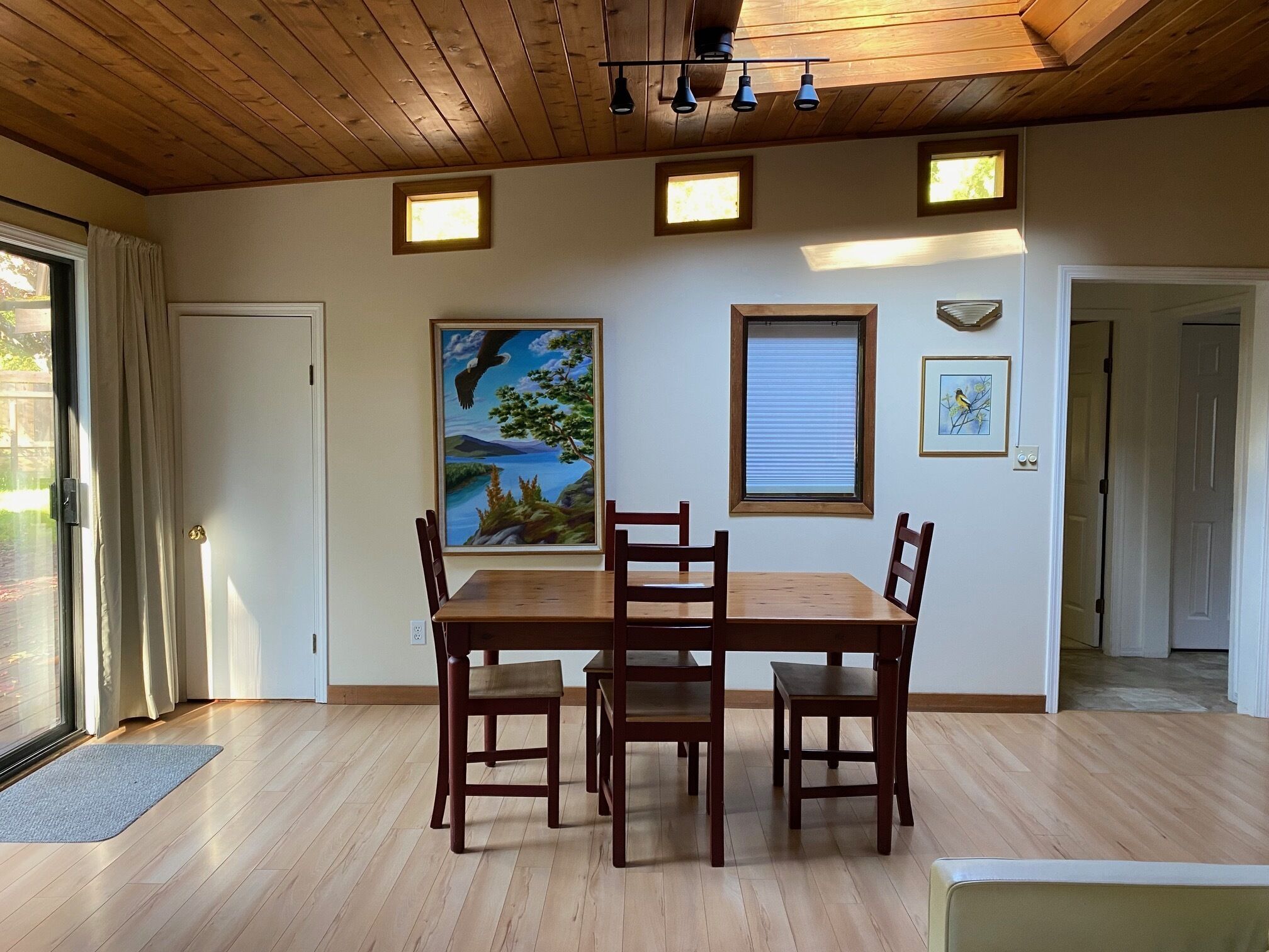 Cottage, 2 phòng ngủ, khu vực vườn | Trang trí khác biệt, trang bị nội thất với thiết kế riêng biệt 