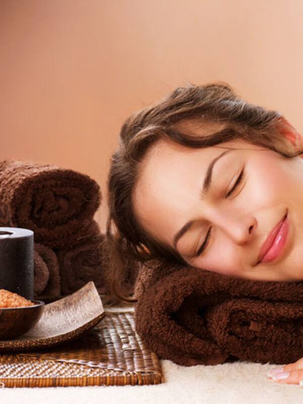 Sauna, baño de vapor, tratamientos corporales y tratamientos faciales