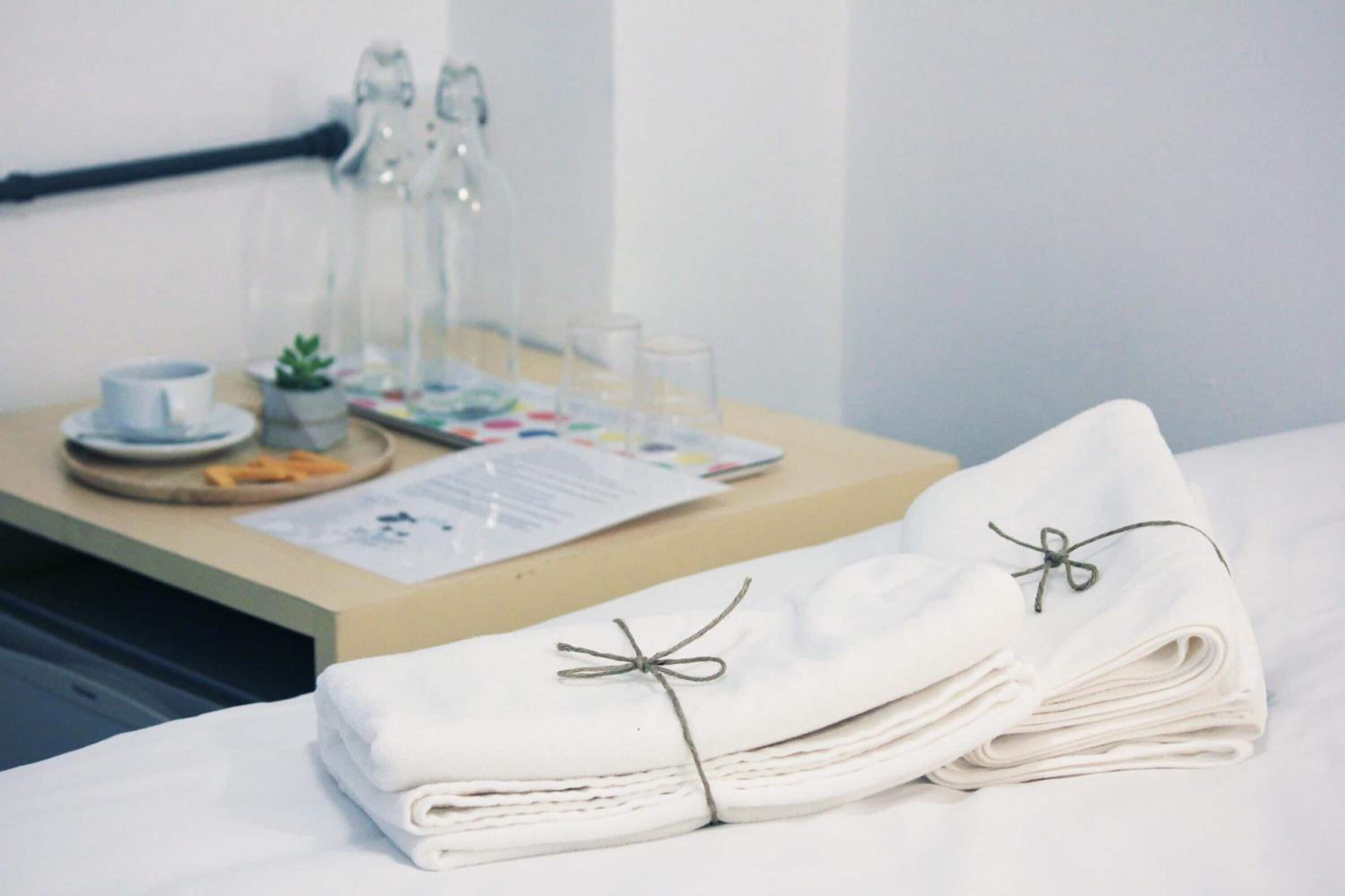 Shower, free toiletries, bidet, towels