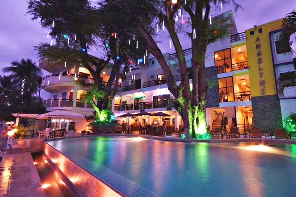 Outdoor pool, open 7 AM to 9 PM, pool umbrellas, sun loungers