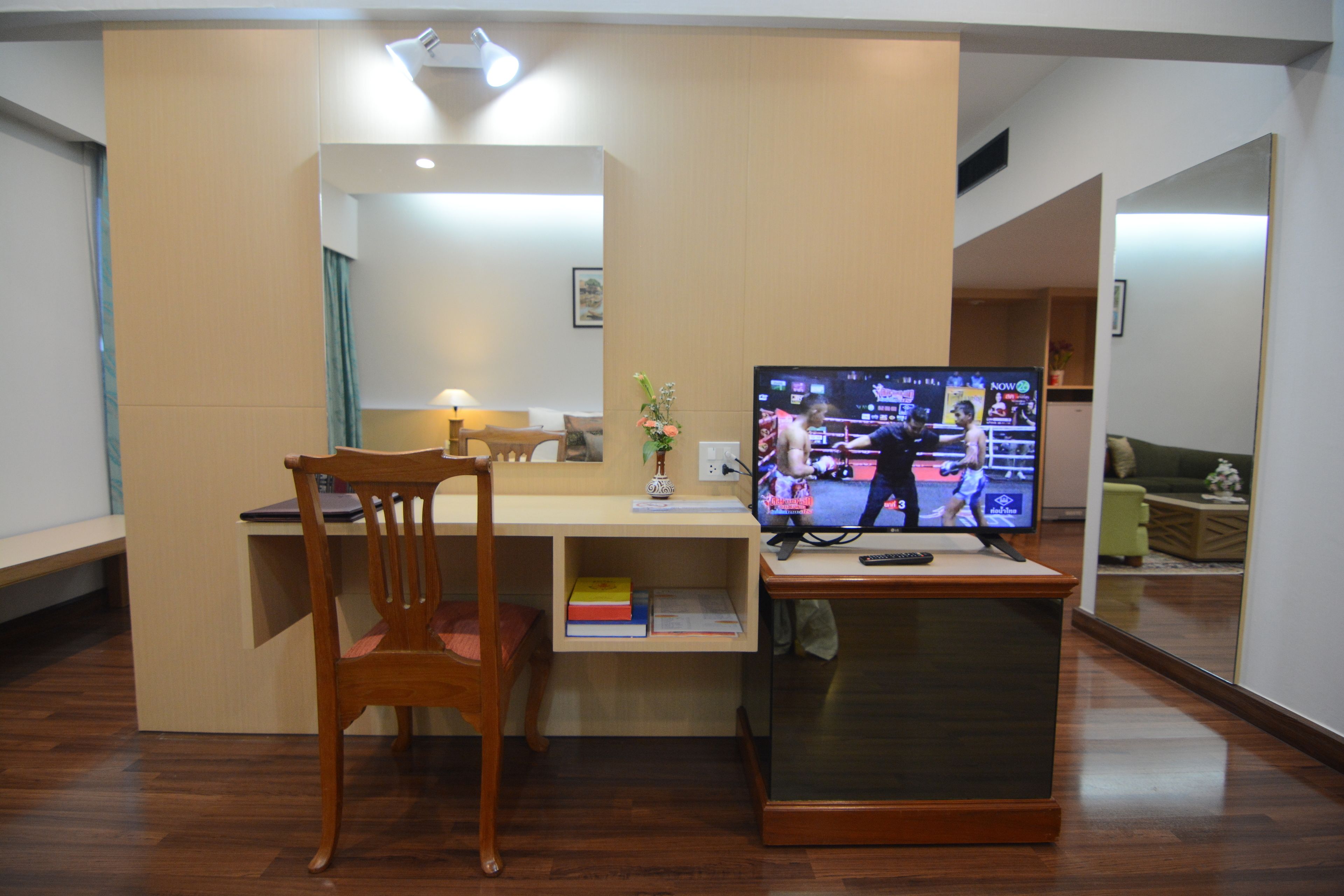 Foto - Charoen Hotel