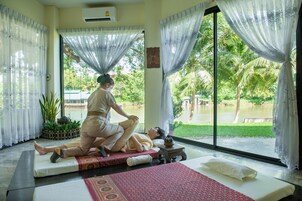 Hot tub, body treatments, aromatherapy, Thai massages, body wraps