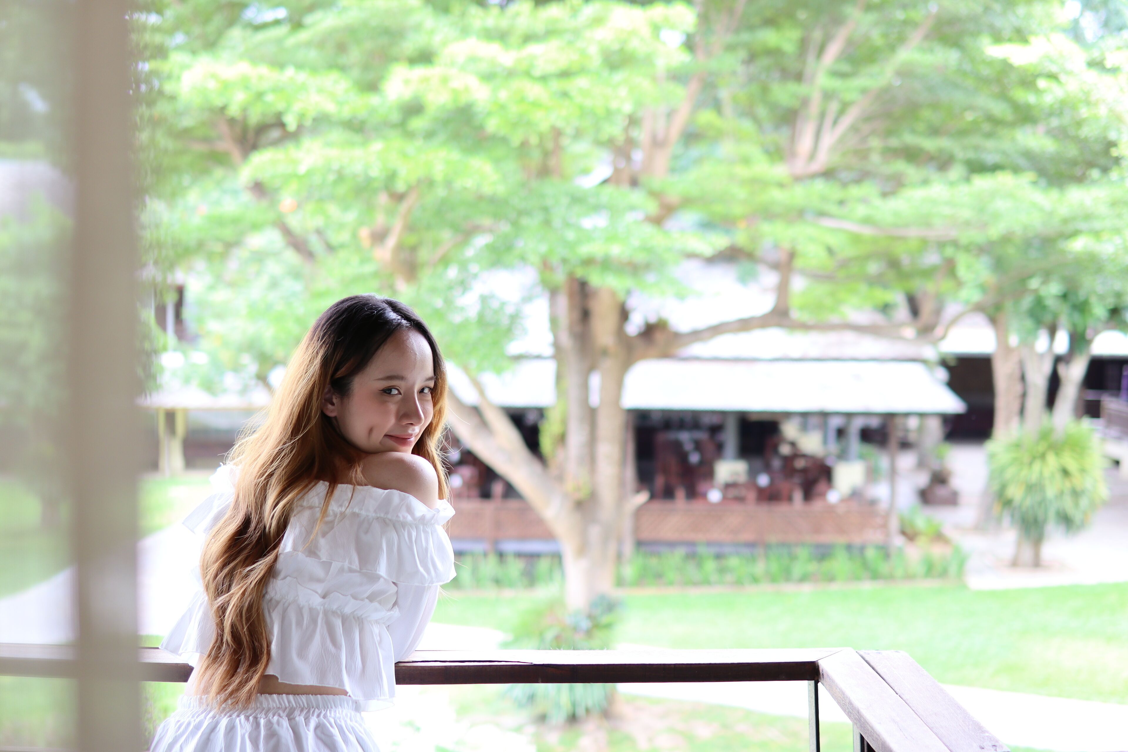 华丽双人房或双床房 | 起居区 | 32-英寸电视（配备卫星频道）